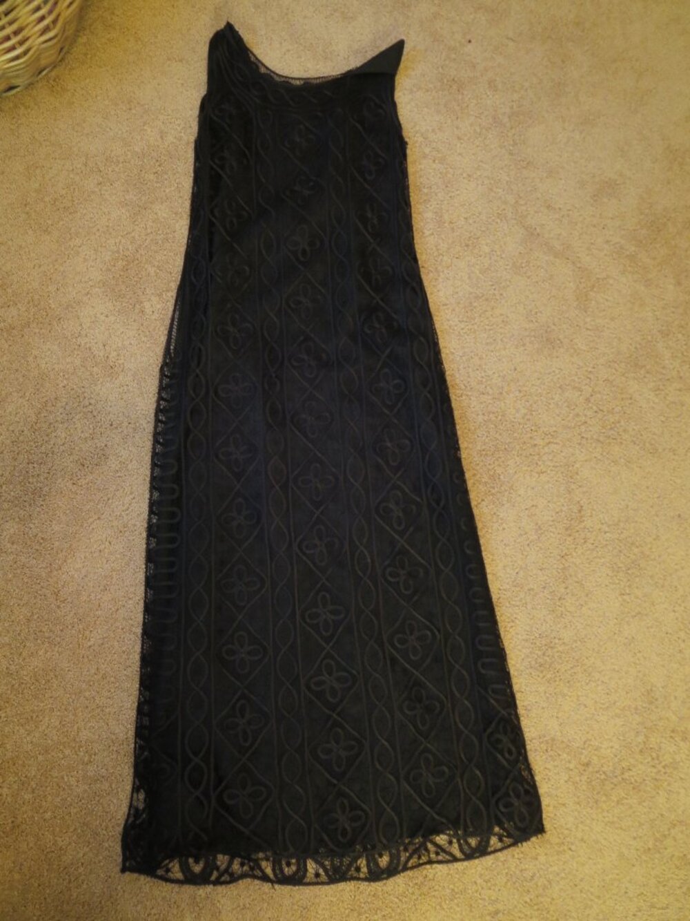 Spectacular Carole Little 100% Silk Black Lace Sleeveless Maxi Crochet Gown Sz 4